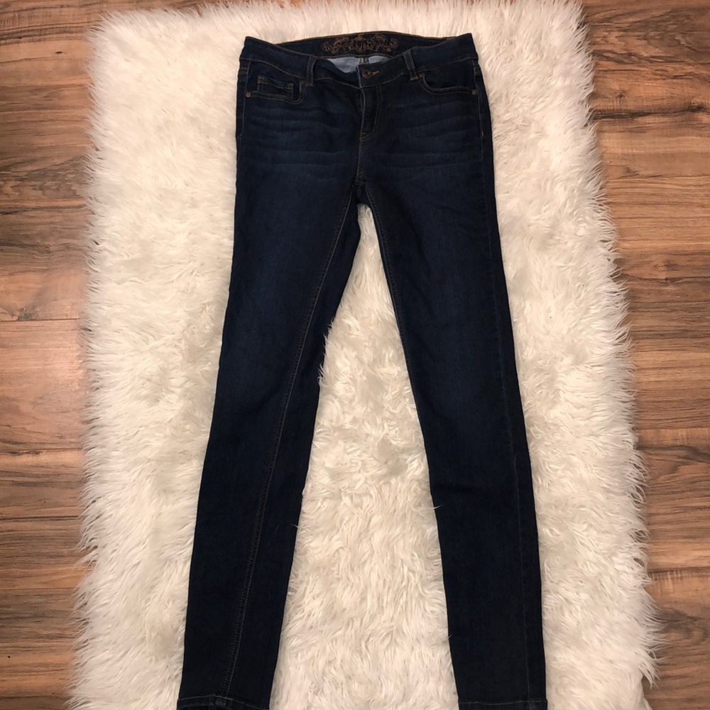 Size 9 Dark Blue Jegging